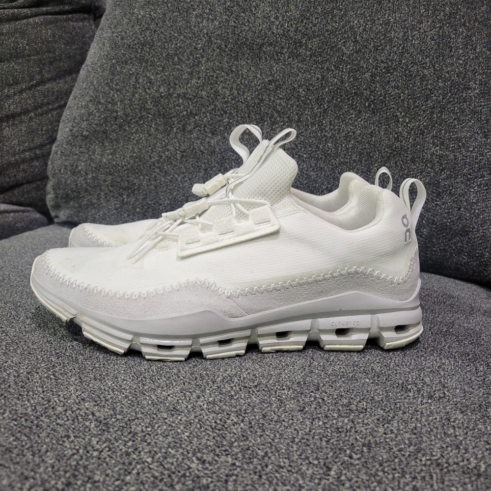 On Cloud Women's Cloudaway White/Gray Running Athletic Shoes Size 10